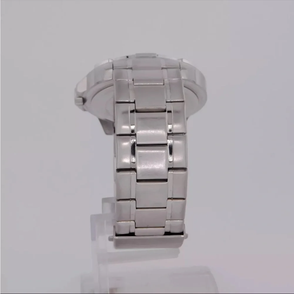 GUESS U10026G1 Stainless Steel Bracelet Multi-Function Watch #128